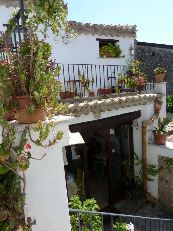 רוצ'לה איוניקה B&B Amphisya מראה חיצוני תמונה