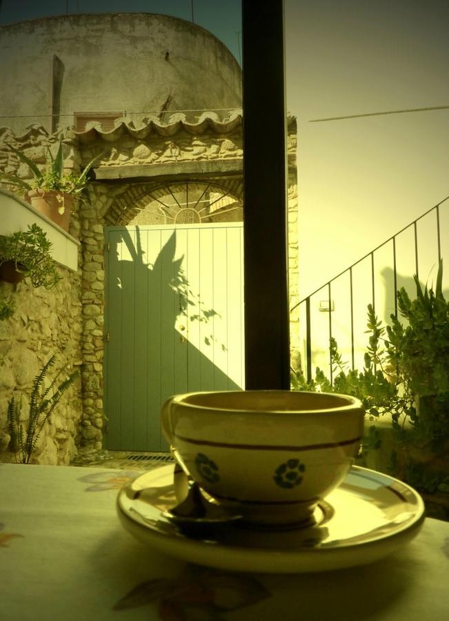 רוצ'לה איוניקה B&B Amphisya מראה חיצוני תמונה